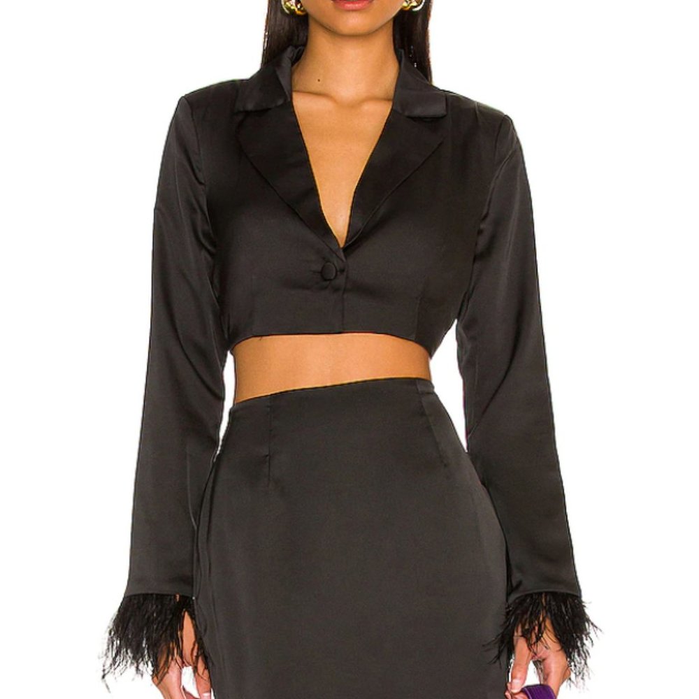 More to Come Julia Blazer Top - Size S - Black - NWT